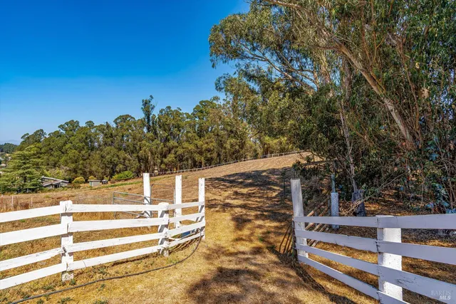 $2,995,000 | 411 Highland Avenue, Penngrove, CA 94951