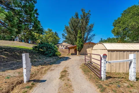 $2,995,000 | 411 Highland Avenue, Penngrove, CA 94951