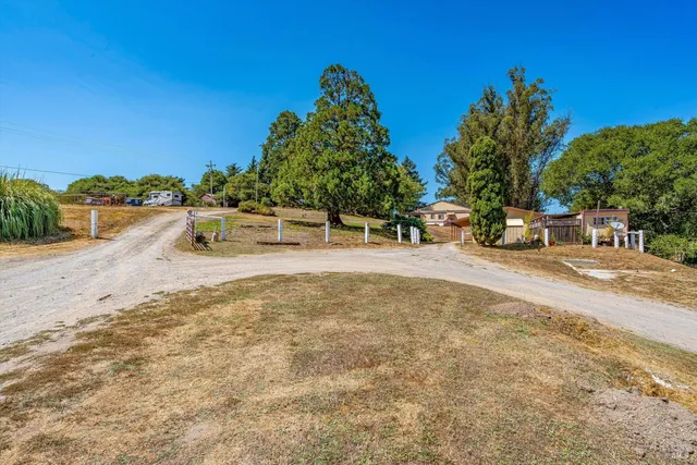$2,995,000 | 411 Highland Avenue, Penngrove, CA 94951