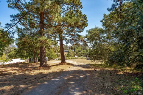 $2,995,000 | 411 Highland Avenue, Penngrove, CA 94951