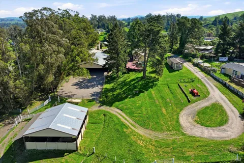 $2,995,000 | 411 Highland Avenue, Penngrove, CA 94951