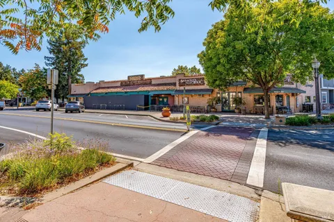 $2,995,000 | 411 Highland Avenue, Penngrove, CA 94951