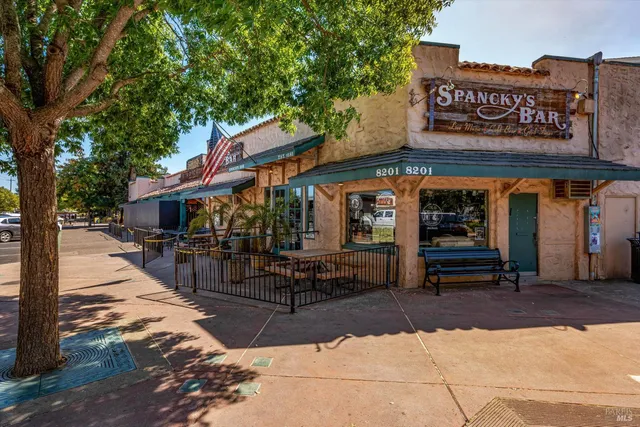 $2,995,000 | 411 Highland Avenue, Penngrove, CA 94951