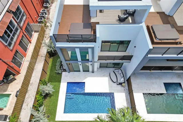 $2,249,000 | 1825 Northeast 26th Avenue, Fort Lauderdale, FL 33305