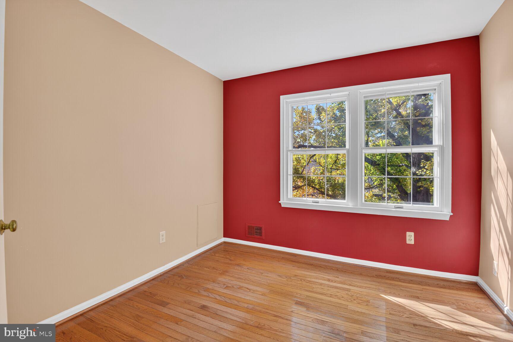 14 Treworthy Road Gaithersburg, MD 20878 - Photo 32 of 37