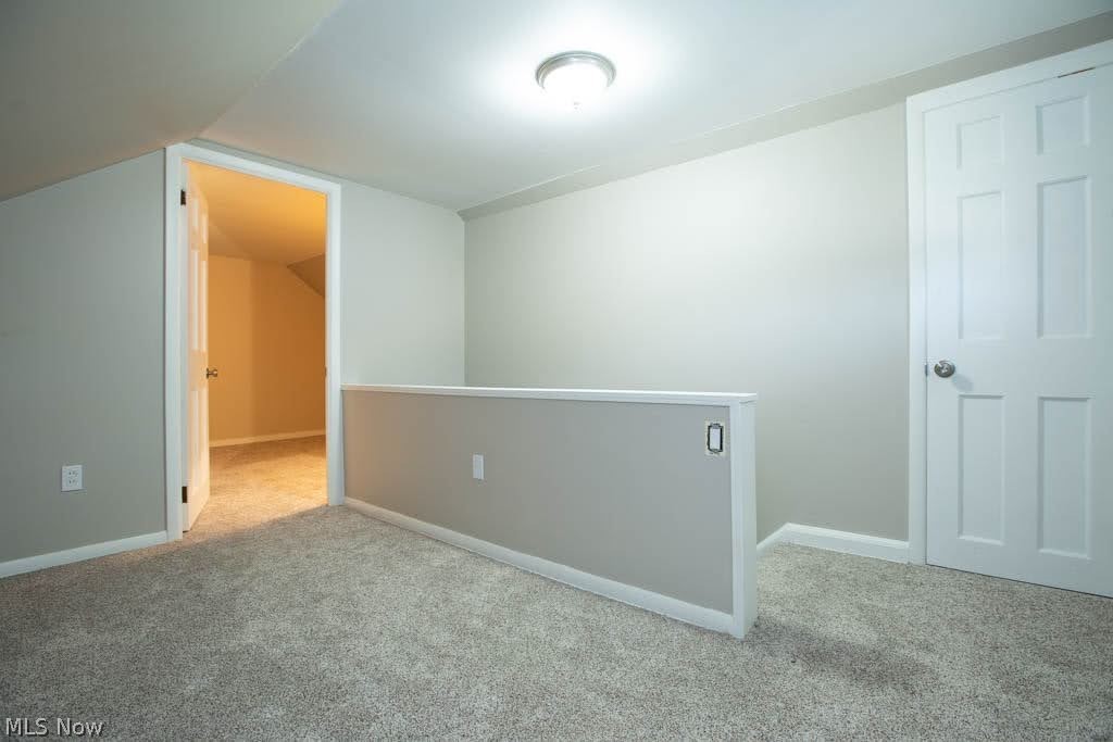 4812 Anderson Road Cleveland, OH 44124 - Photo 19 of 34