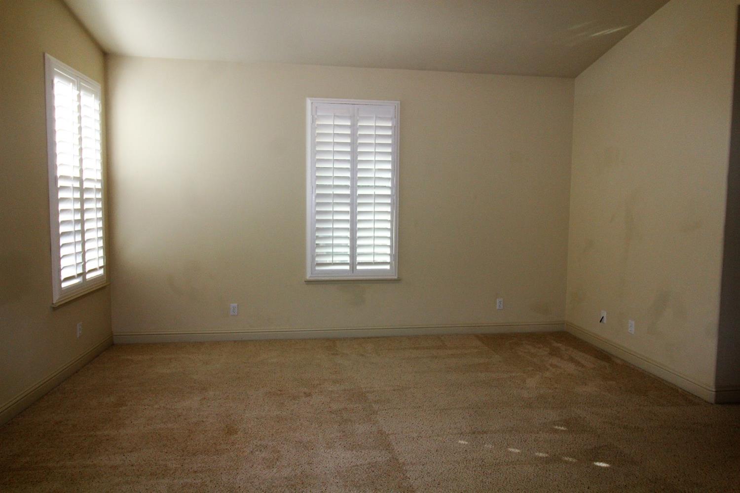 283 West Lilac Avenue Reedley, CA 93654 - Photo 22 of 48 Gallery Image 22