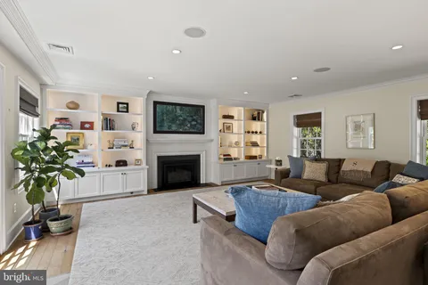 $2,150,000 | 437 Church Road, Devon, PA 19333