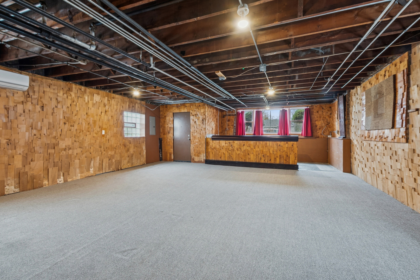 1321 Ridge Road Homewood, IL 60430 - Photo 15 of 25 a view of empty room with wooden ceiling