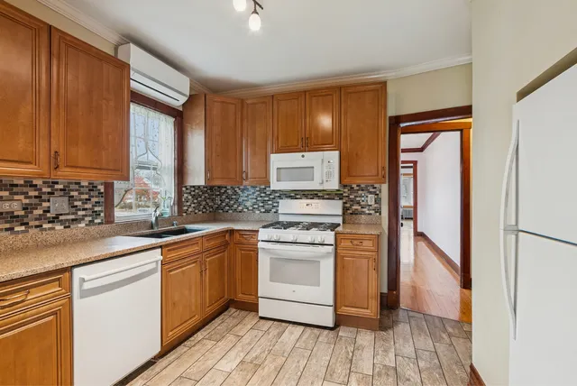 $319,900 | 1321 Ridge Road, Homewood, IL 60430