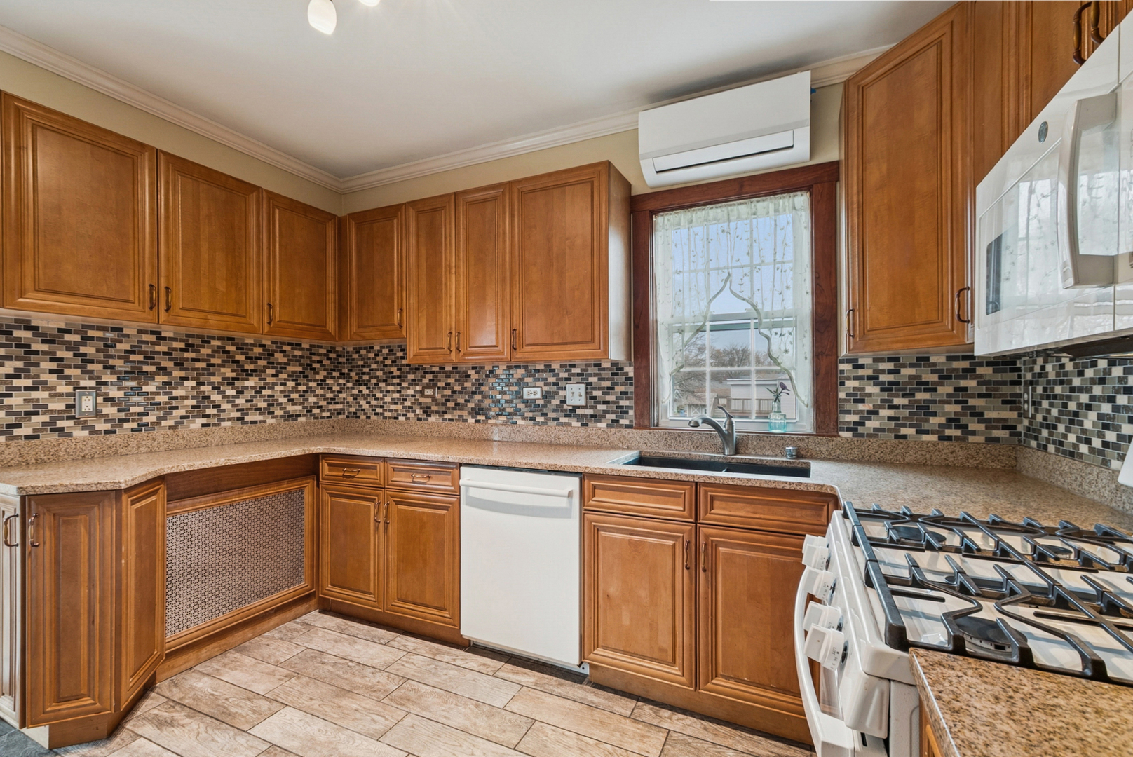 1321 Ridge Road Homewood, IL 60430 - Photo 9 of 33