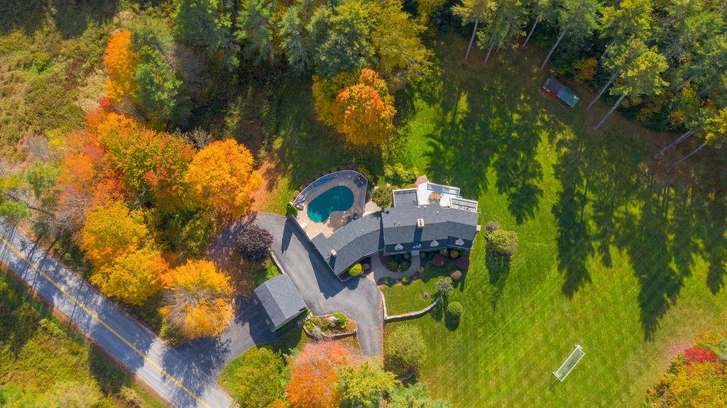 32 Field Road Falmouth, ME 04105 - Photo 4 of 41 001_32fieldrd-1