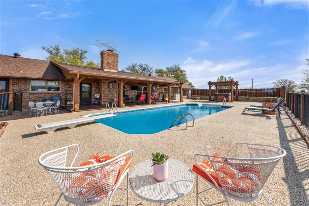 911 McVoid Road Springtown, TX 76082 - Photo 21 of 40