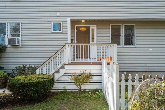 $4,950 | 90 Monument Street, Medford, MA 02155