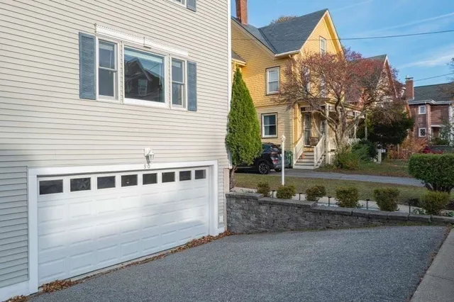 $4,950 | 90 Monument Street, Medford, MA 02155