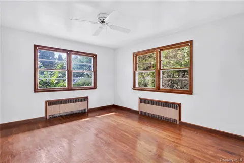 $1,199,000 | 31 Orchard Farm Road, Port Washington, NY 11050