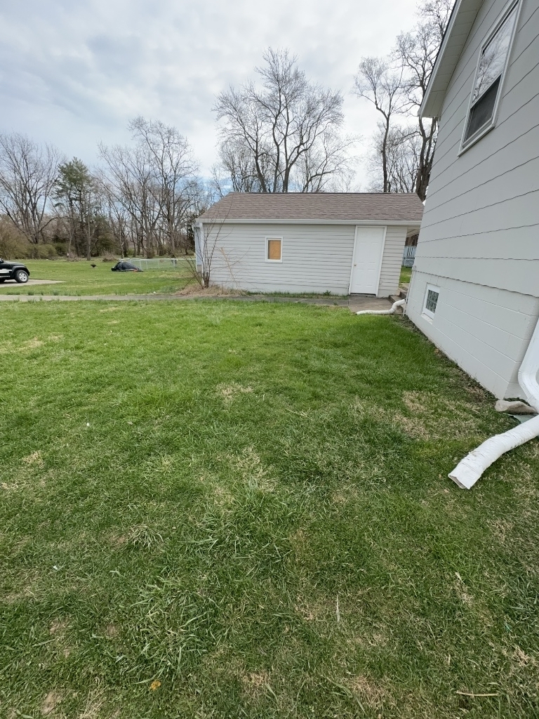 1220 East Thompson Road Indianapolis, IN 46227 - Photo 3 of 45 Gallery Image 3