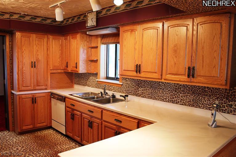 3461 South Smith Road Akron, OH 44333 - Photo 11 of 24 Gallery Image 11