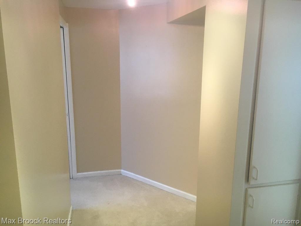 1756 Graefield Road Birmingham, MI 48009 - Photo 15 of 29