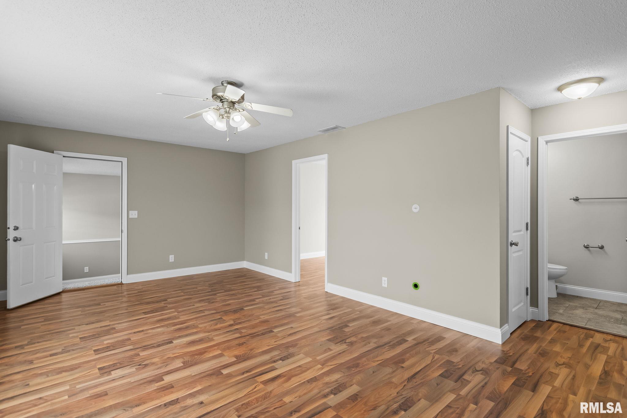 102 South State Street Chatham, IL 62629 - Photo 9 of 38