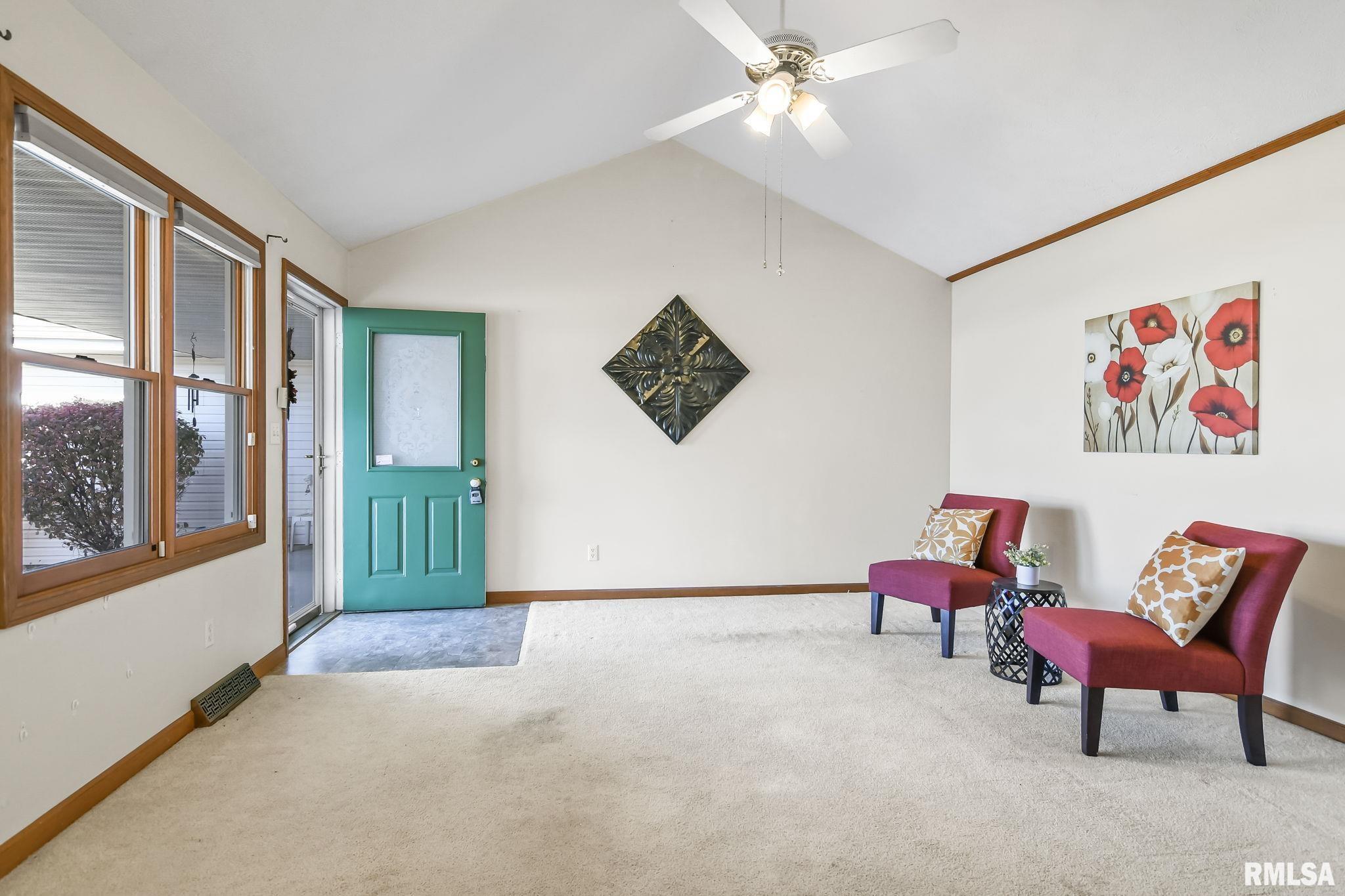 3060 Biscayne Drive Springfield, IL 62707 - Photo 4 of 33 Gallery Image 4