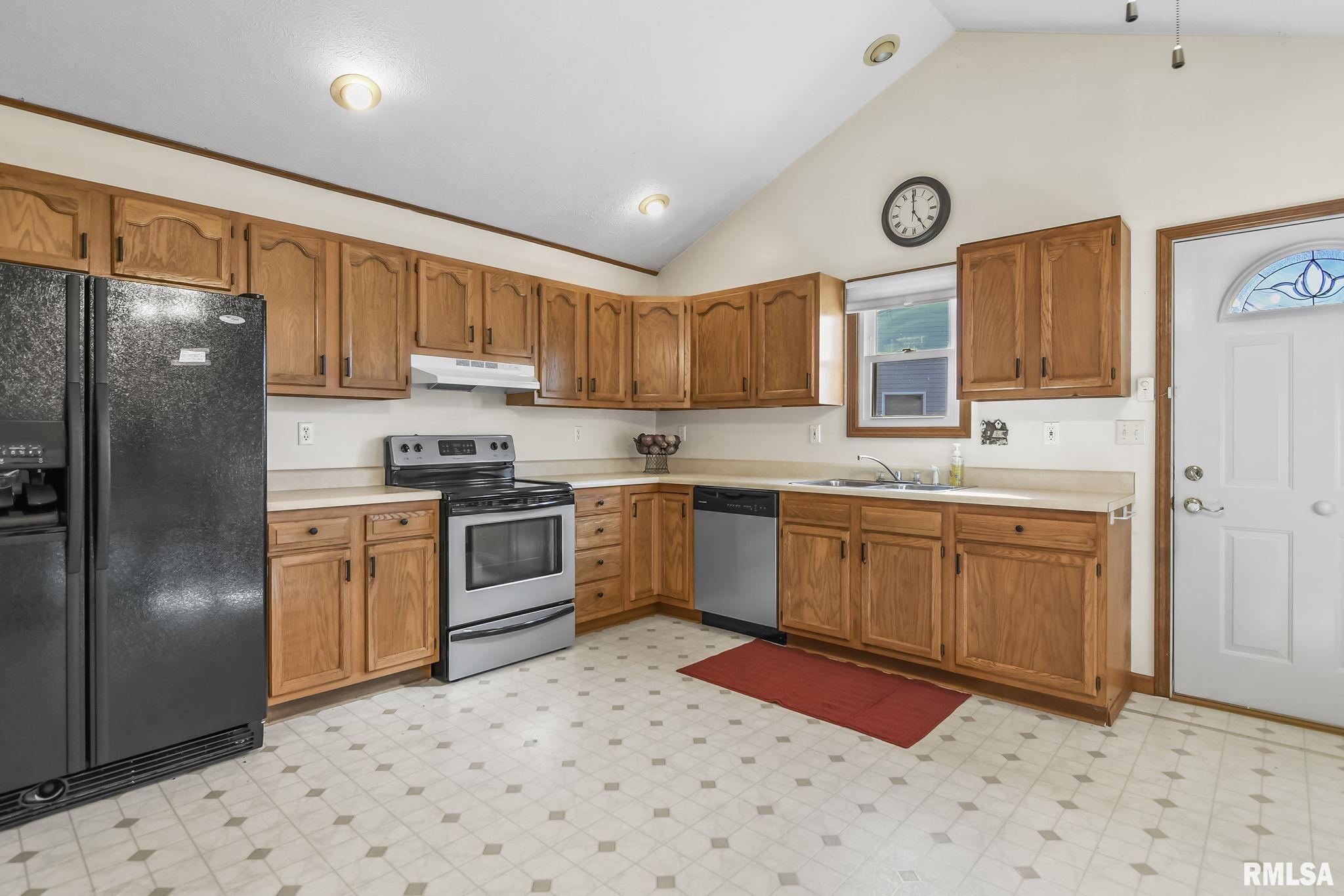 3060 Biscayne Drive Springfield, IL 62707 - Photo 9 of 33 Gallery Image 9