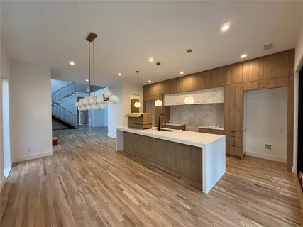$965,000 | 5809 Hudson Street, Dallas, TX 75206