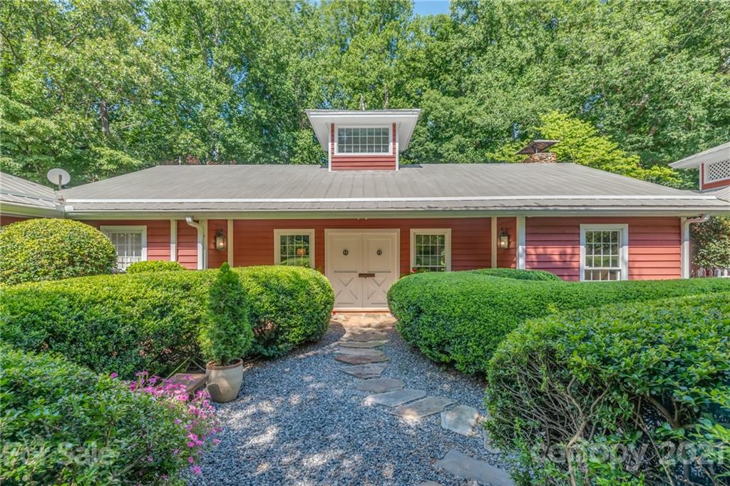 210 Blockhouse Road Landrum, SC 29356 - Photo 2 of 43 Gallery Image 2