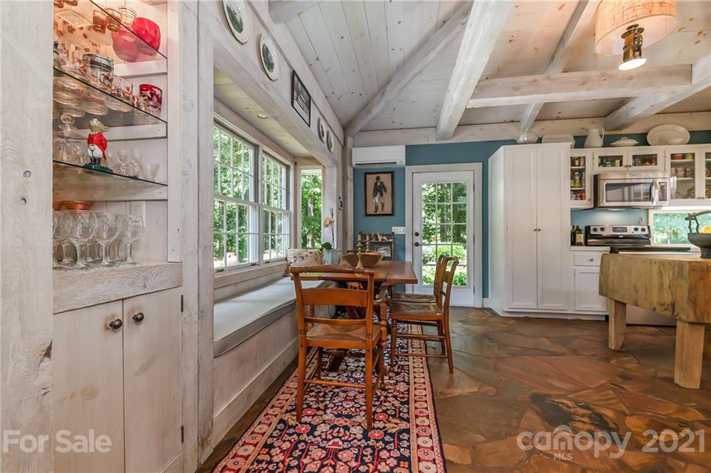 210 Blockhouse Road Landrum, SC 29356 - Photo 23 of 43 Gallery Image 23