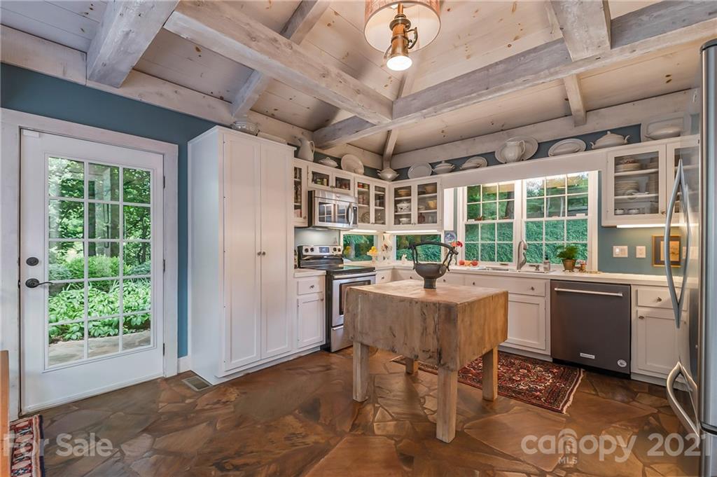 210 Blockhouse Road Landrum, SC 29356 - Photo 25 of 43 Gallery Image 25