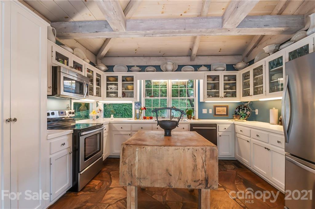 210 Blockhouse Road Landrum, SC 29356 - Photo 26 of 43 Gallery Image 26