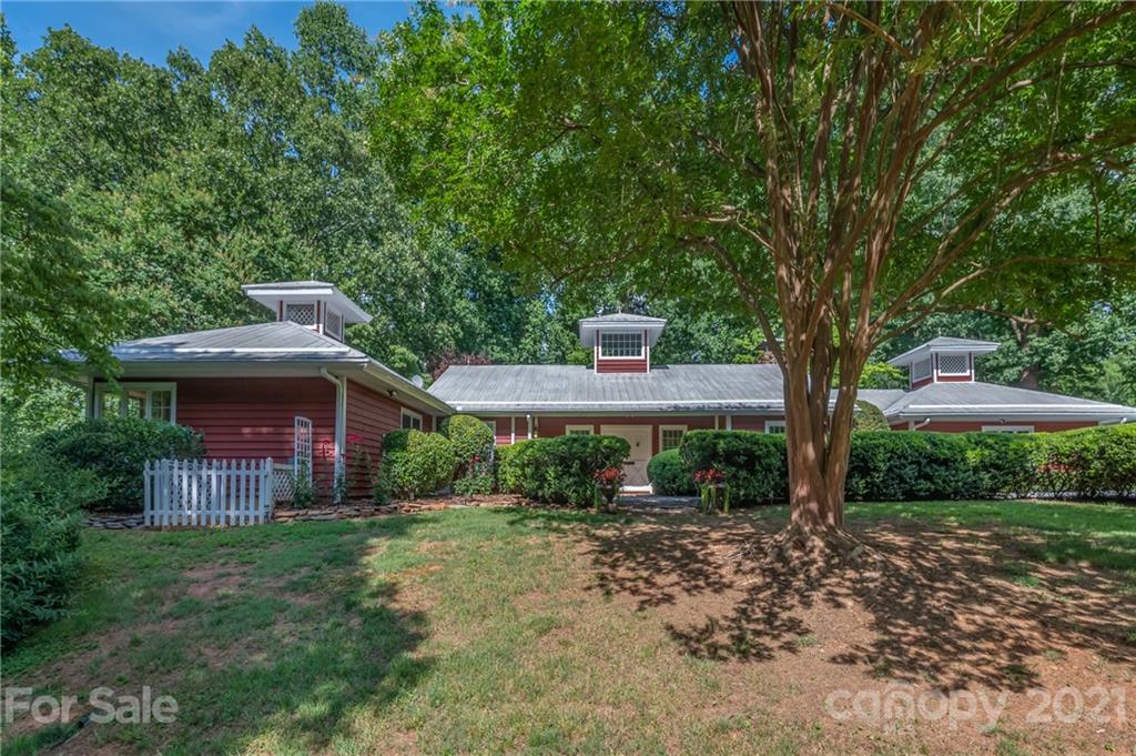 210 Blockhouse Road Landrum, SC 29356 - Photo 34 of 43 Gallery Image 34