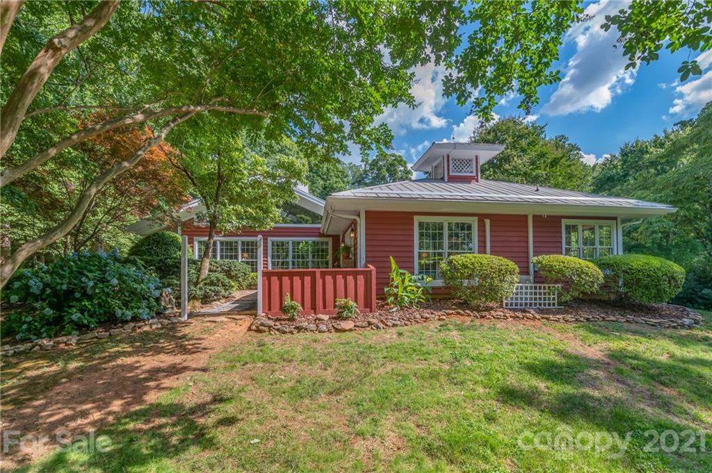 210 Blockhouse Road Landrum, SC 29356 - Photo 35 of 43 Gallery Image 35