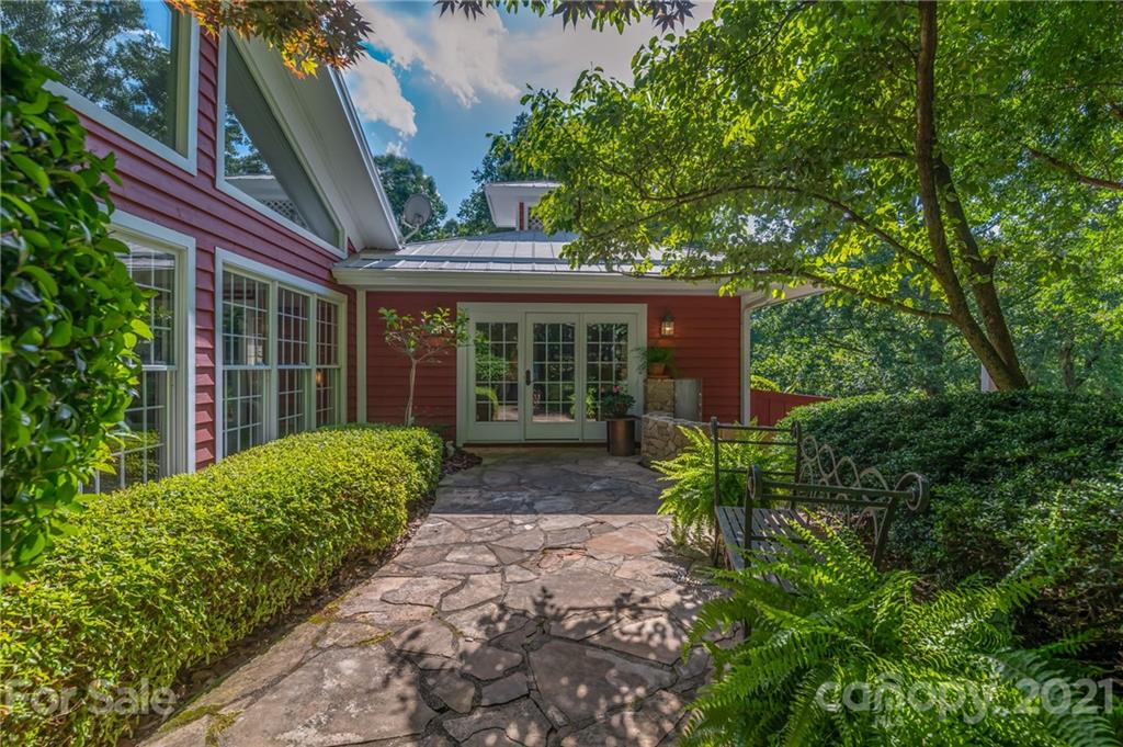 210 Blockhouse Road Landrum, SC 29356 - Photo 37 of 43 Gallery Image 37