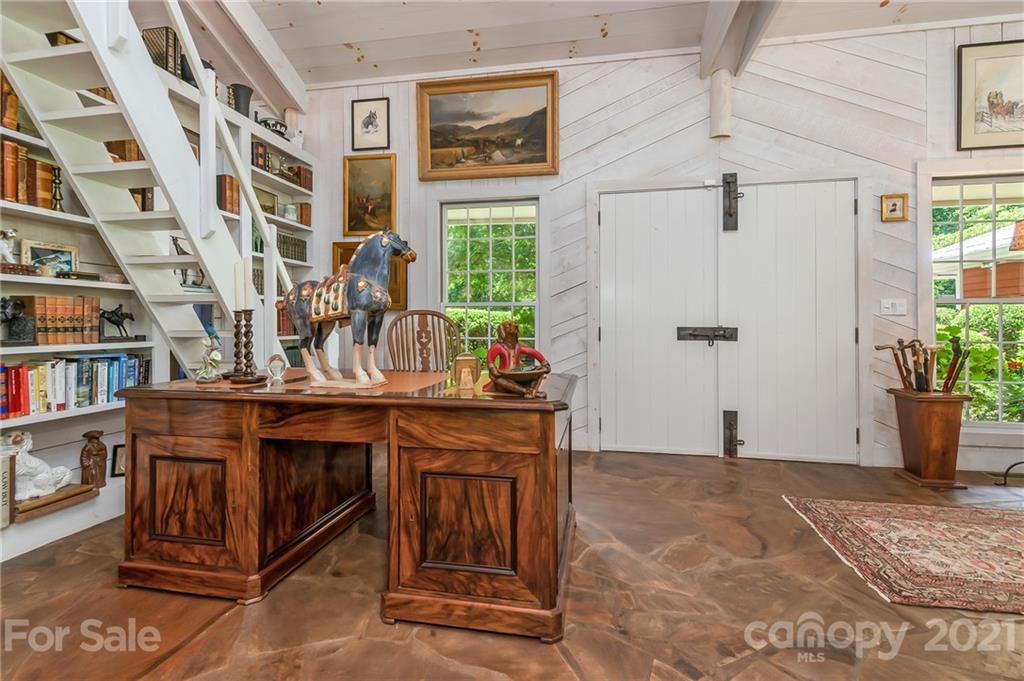210 Blockhouse Road Landrum, SC 29356 - Photo 5 of 43 Gallery Image 5