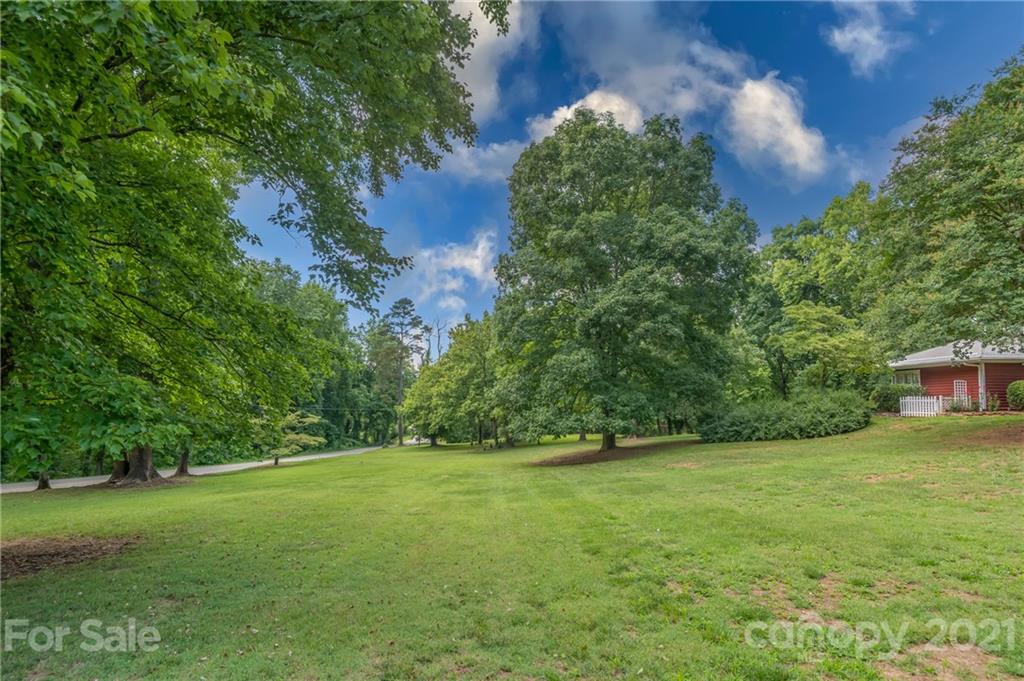 210 Blockhouse Road Landrum, SC 29356 - Photo 41 of 43 Gallery Image 41