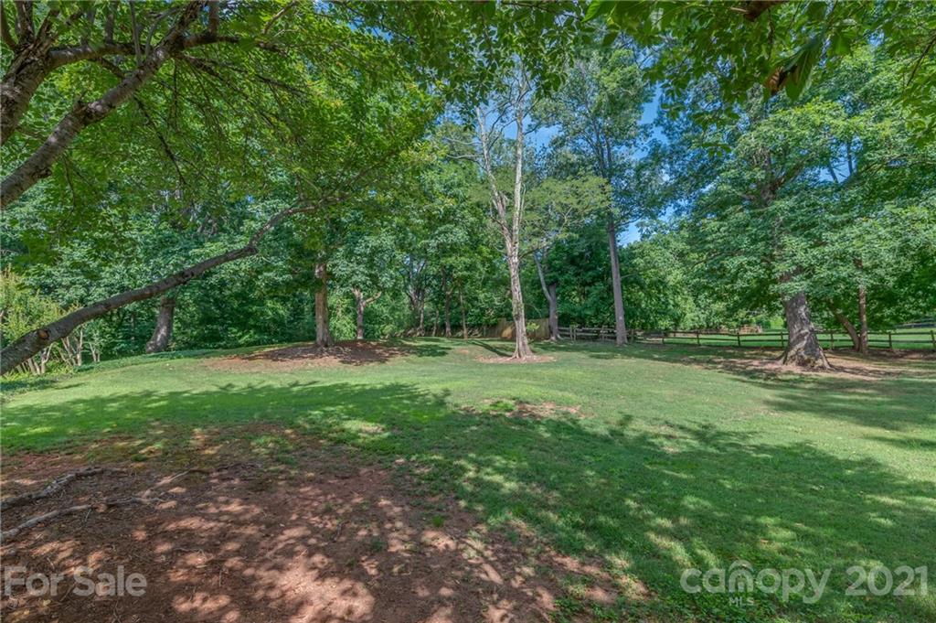 210 Blockhouse Road Landrum, SC 29356 - Photo 42 of 43 Gallery Image 42