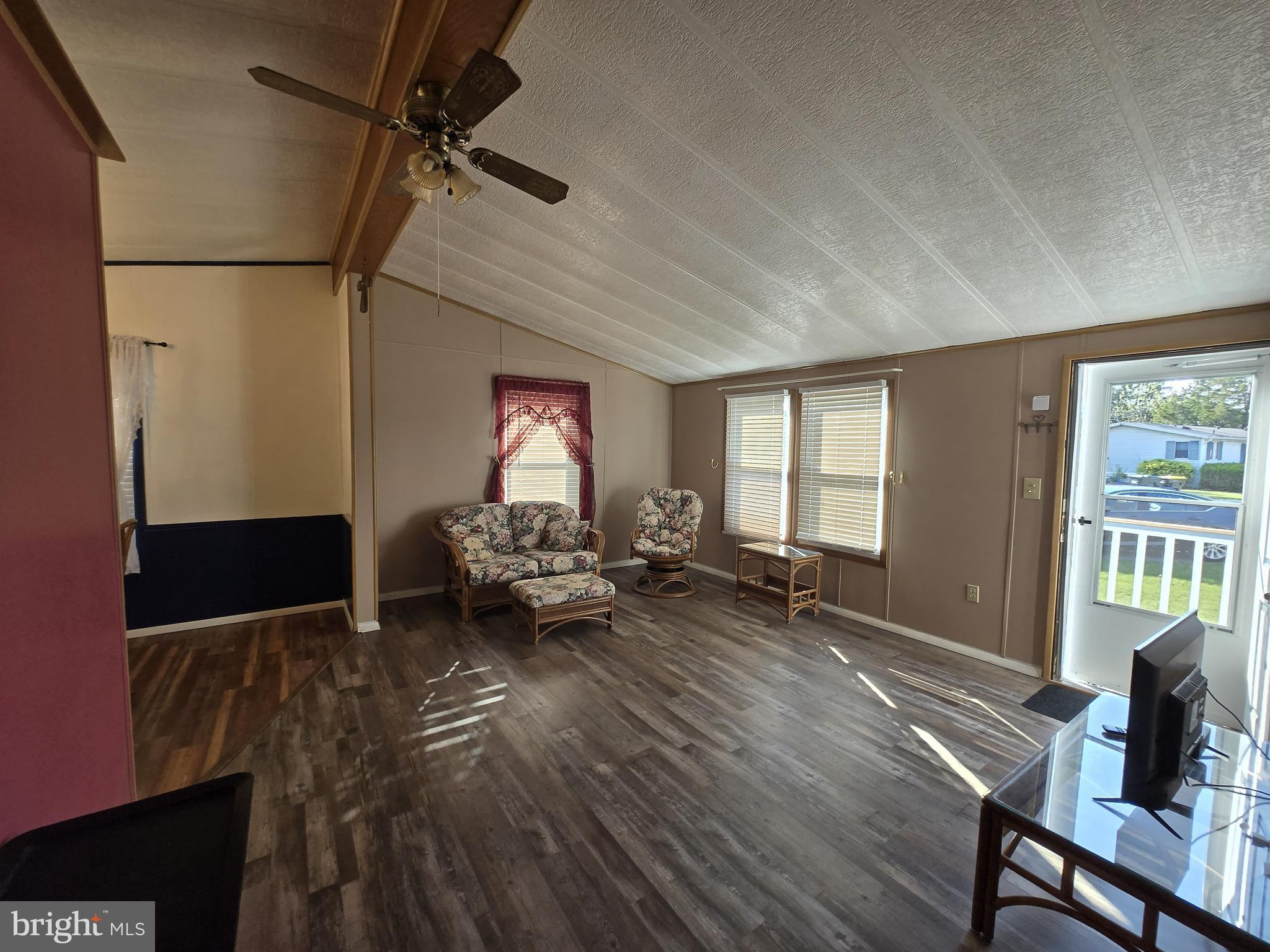 800 York Road, Unit 41 Dover, PA 17315 - Photo 11 of 34 Gallery Image 11