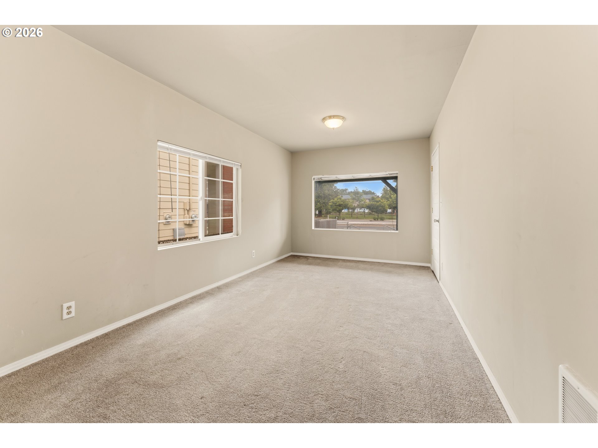 11311 Southeast Division Street Portland, OR 97216 - Photo 25 of 48