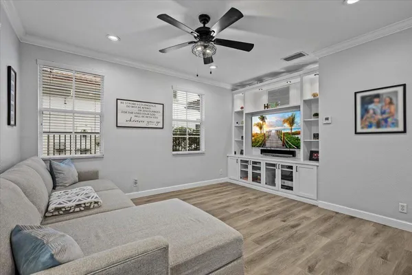 $805,000 | 627 Castle Drive, Palm Beach Gardens, FL 33410