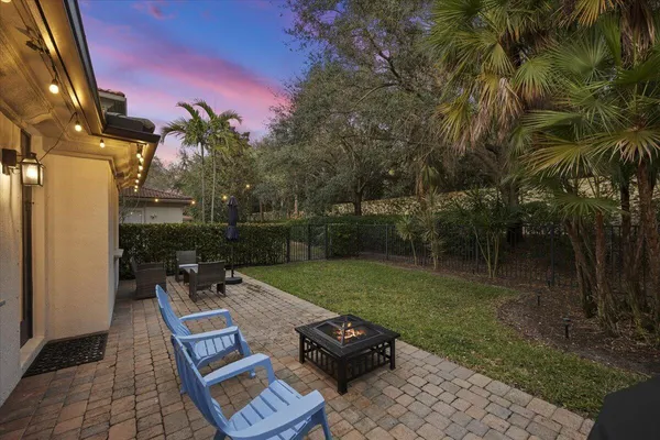 $805,000 | 627 Castle Drive, Palm Beach Gardens, FL 33410