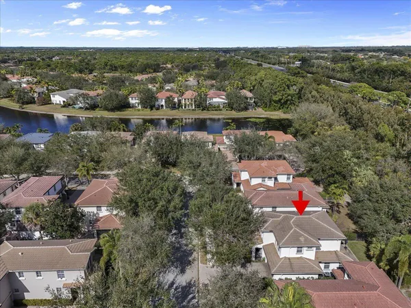 $805,000 | 627 Castle Drive, Palm Beach Gardens, FL 33410