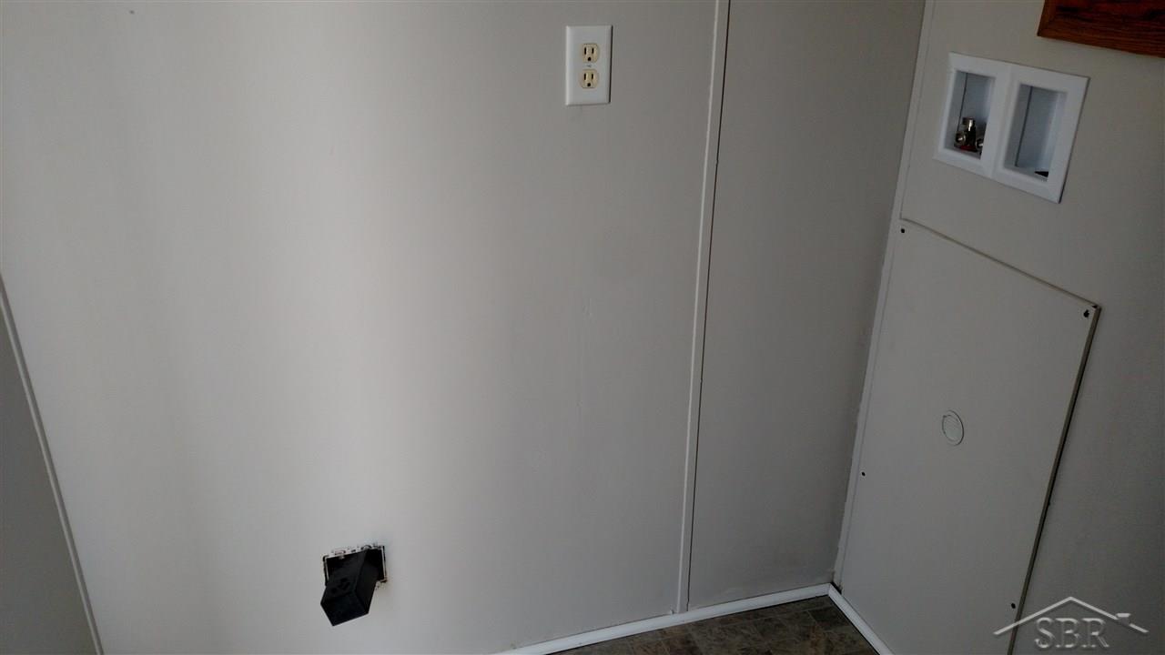 17935 Baldwin Road Oakley, MI 48649 - Photo 18 of 24 31342820-17.JPG