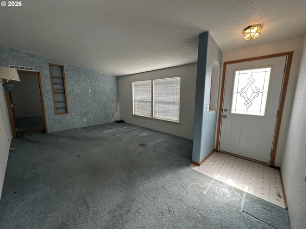 $159,900 | 404 West 2nd Street, Fossil, OR 97830