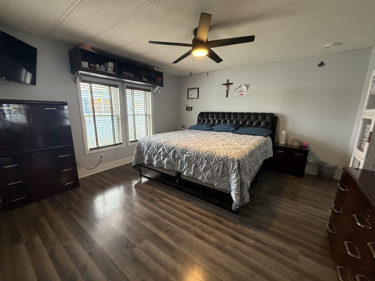 588 Hickory Glen Road Matteson, IL 60443 - Photo 34 of 50 a bedroom with a bed window and wooden floor