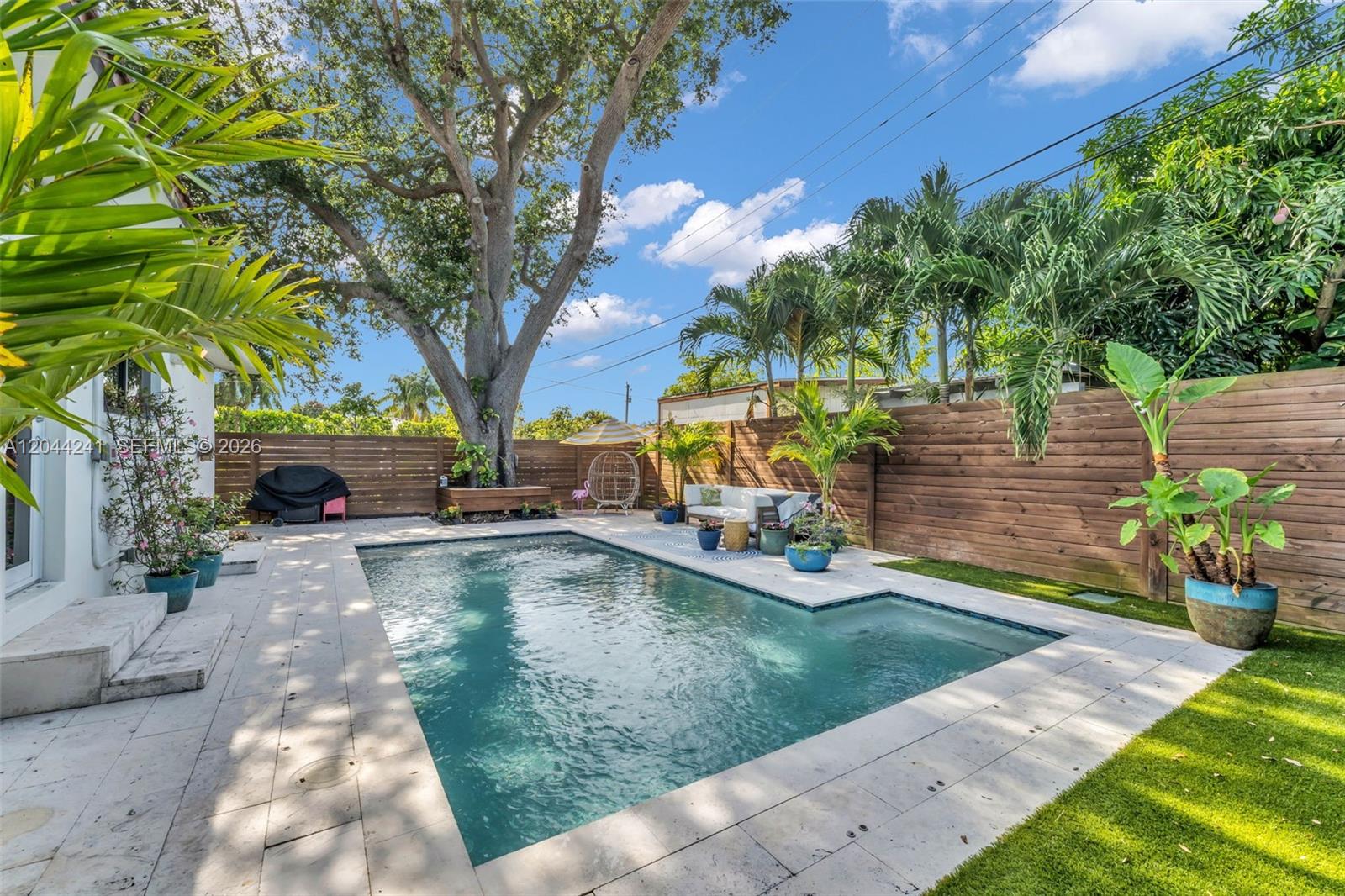 2220 Southwest 25th Street Miami, FL 33133 - Photo 5 of 24
