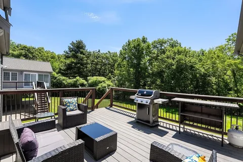 $1,199,000 | 894 Liberty Street, Unit 6, Braintree, MA 02184