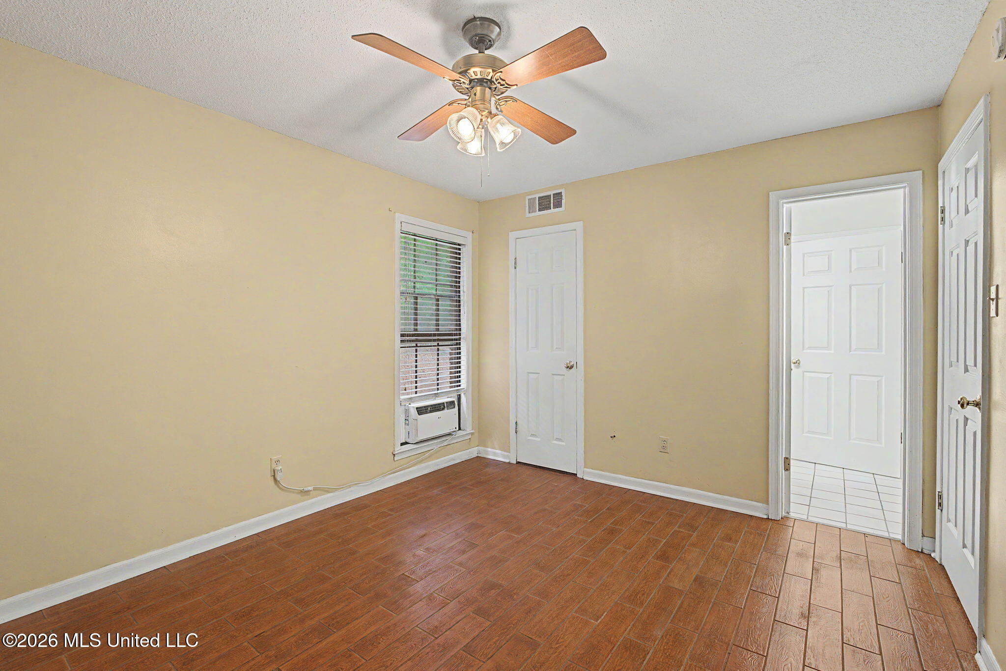 2051 Laughter Road Nesbit, MS 38651 - Photo 19 of 34 Primary Bedroom