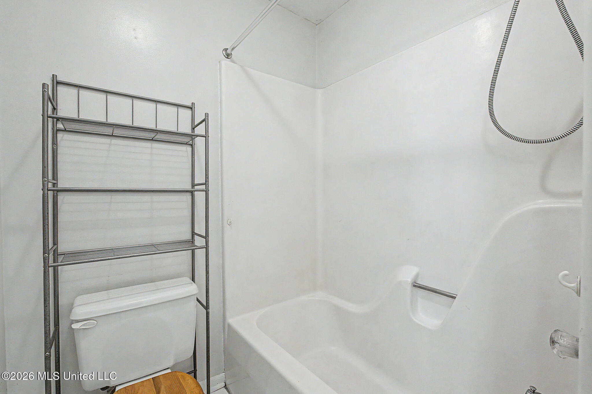 2051 Laughter Road Nesbit, MS 38651 - Photo 21 of 34 Downstairs Bathroom
