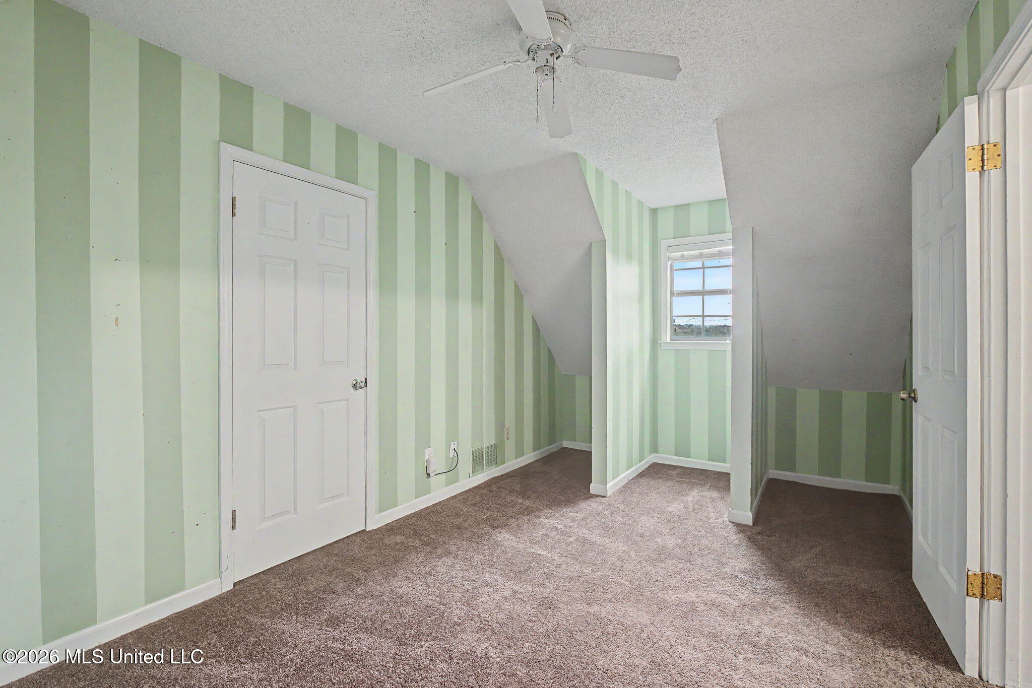 2051 Laughter Road Nesbit, MS 38651 - Photo 25 of 34 Bedroom 3
